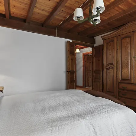 Casa Maria Merica Llanes